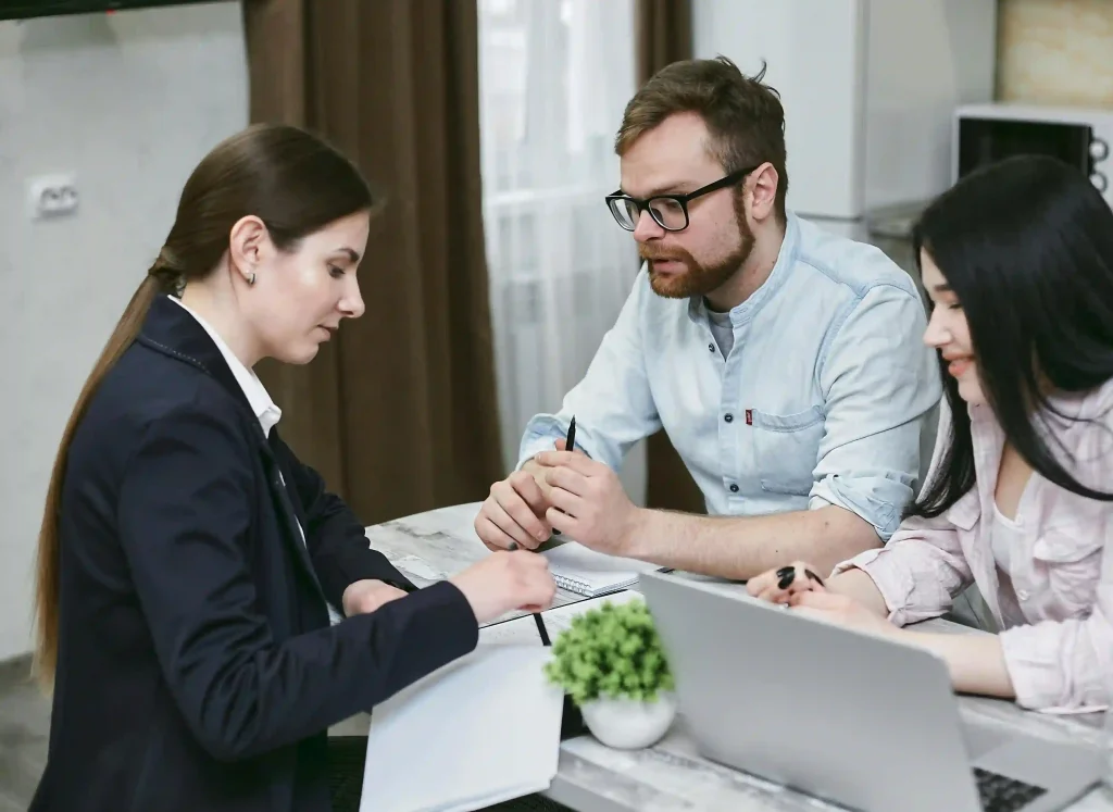 People having conversation with lawyer, lemonlawassist