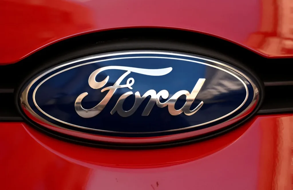 Ford car emblem highlighted by LemonLawAssist for Lemon Law claims, lemonlawassist